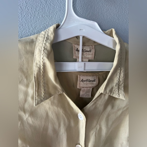 April Cornell tan long sleeve button up shirt and tank top set Women’s M - Picture 10 of 10
